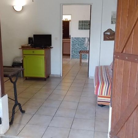 Kay Zanndoli Apartment ลา ทรินิเต ภายนอก รูปภาพ
